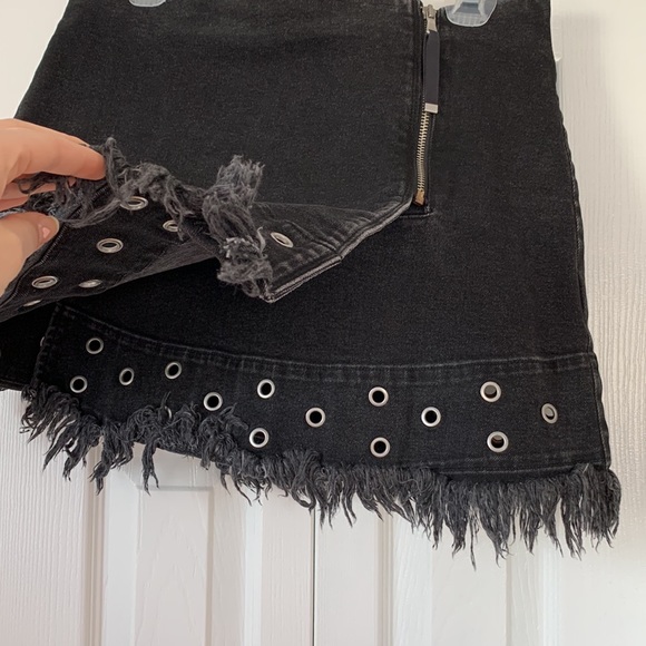 Calvin Klein Jean skirt M - Picture 3 of 6